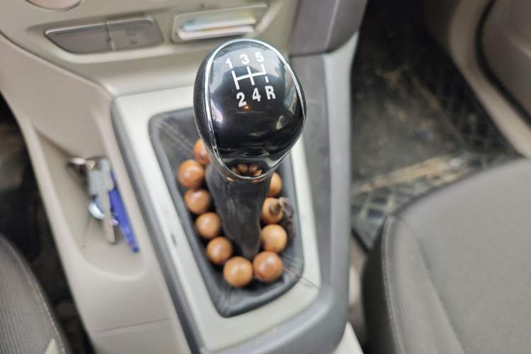 Used Ford Focus 2012 Sedan 1.6L Manual Comfort Model
