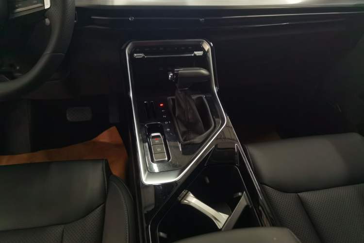 Used Wuling Asta 2021 1.5T CVT Starlight Edition
