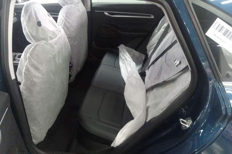 Used Geely Auto Emgrand 2026 Model 4th Generation 4 Millionth Anniversary Edition 1.5L CVT Feiyue Edition