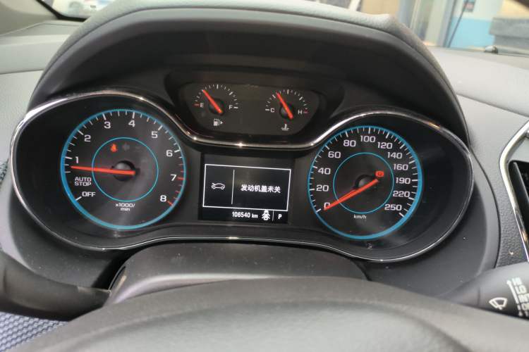 Used Chevrolet Cruze 2018 320 Automatic Pioneer Sunroof Edition