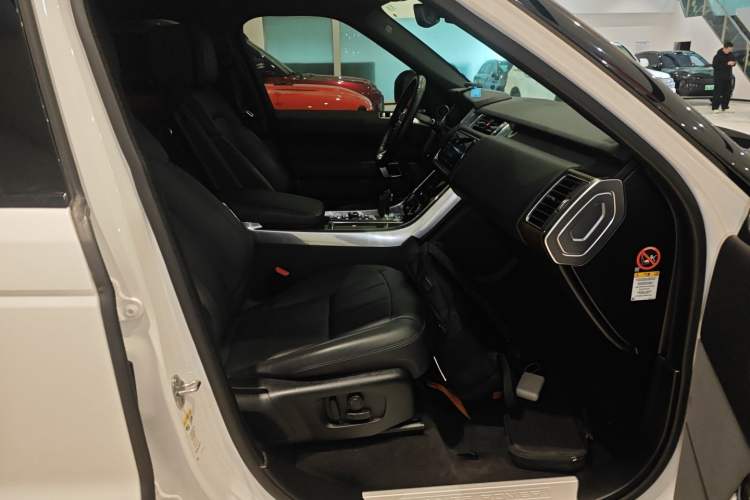 Used Land Rover Range SportNew Energy 2018 P400e Right Front Seat