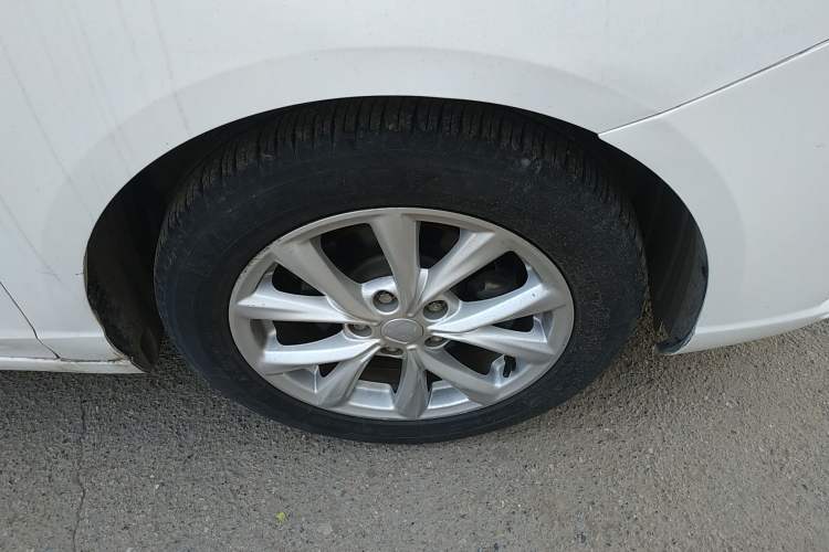 Used Roewe i5 2021 1.5L CVT Platinum Edition
