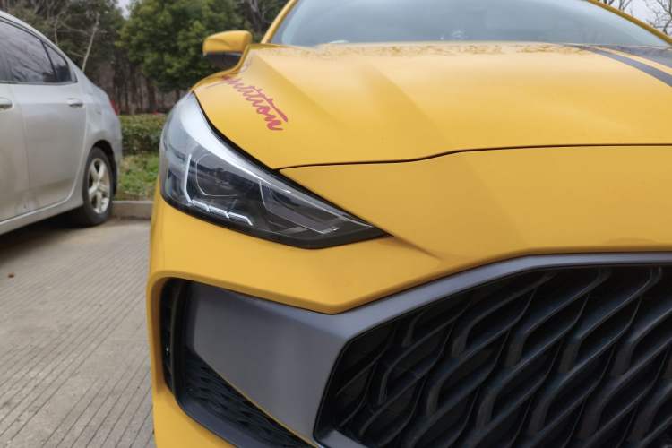 Used MG 5 2022 180 DVVT Manual Youth Luxury Edition
