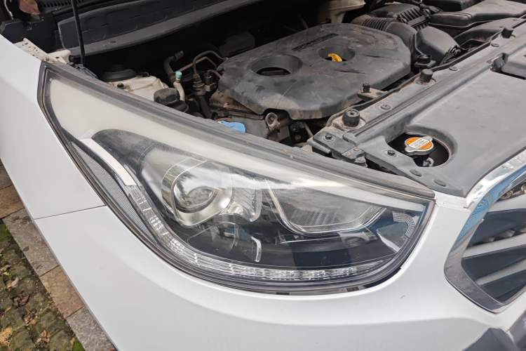 Used Hyundai ix35 2015 2.0L Automatic 2WD Smart Type China IV