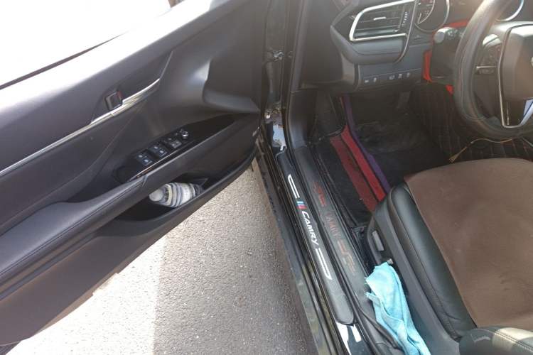 Used Toyota Camry 2019 Revised Version 2.0G Luxury Edition
