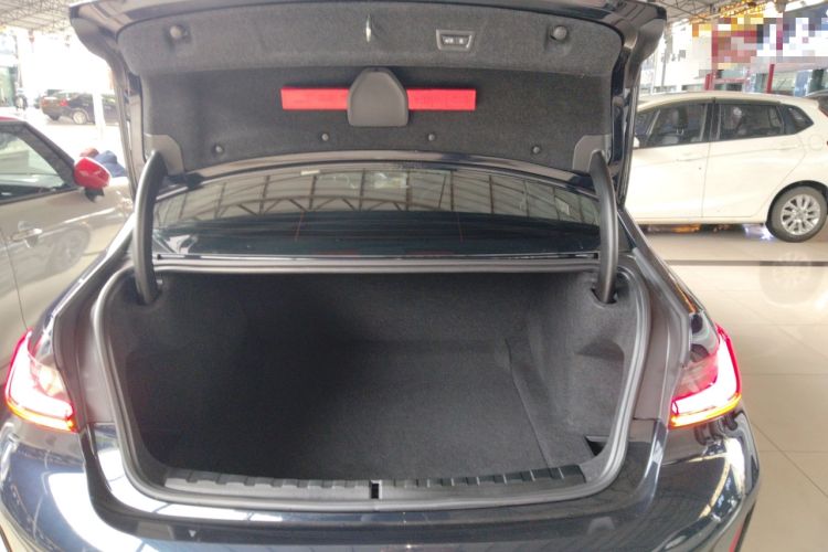 Used BMW 3 Series 2025 330Li M Sport Shadowline Package