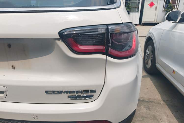 Used Jeep Compass 2017 200T Automatic Family Edition