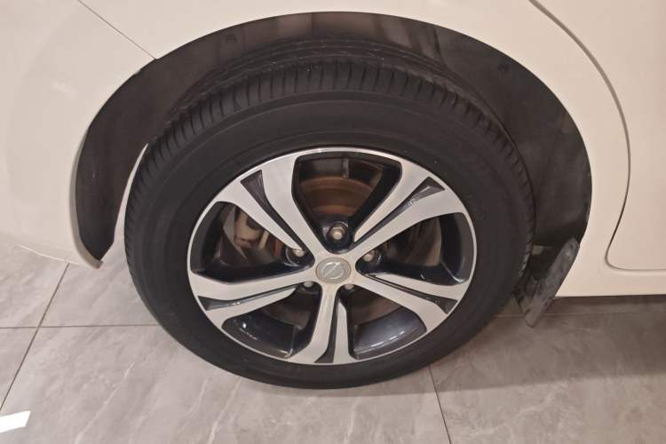 Used Nissan Tiida 2016 1.6L CVT Smart Drive Edition
