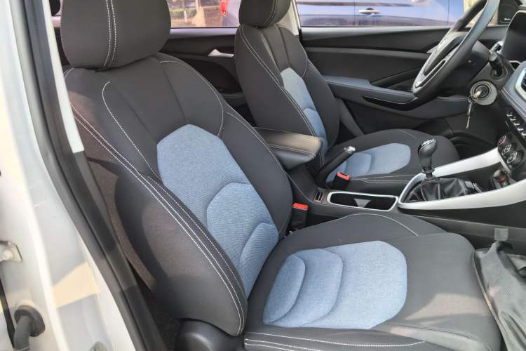 Used Baojun 530 2018 1.5T Manual Elite Version China V