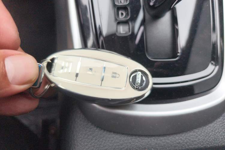 Used Nissan Tiida 2023 1.6L CVT Smart Drive Version