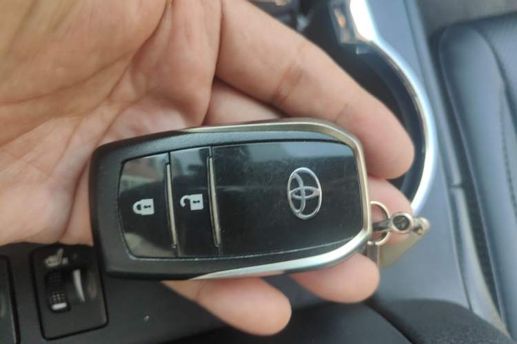 Used Toyota Highlander 2021 2.0T Four-Wheel Drive Luxury Edition 7 Seats