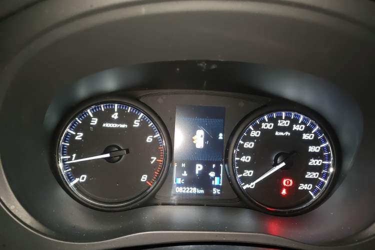 Used Mitsubishi Outlander 2021 2.0L Two-Wheel Drive Comfort Edition 5 Seats Instrument Cluster