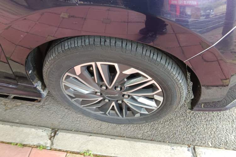 Used SAIC MAXUS G20 2020 2.0T Gasoline Automatic Luxury Executive Edition
