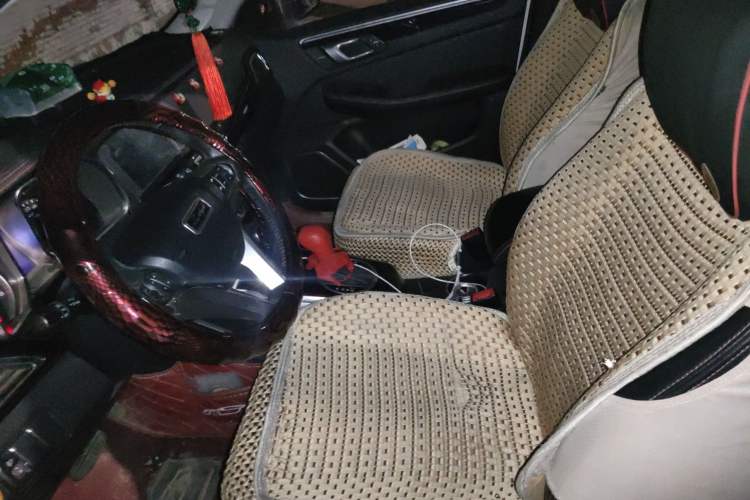 Used Zotye Domy X5 2015 1.5T CVT Landlord Model China IV Standard
