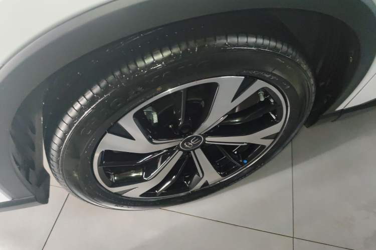 Used BYD Song Pro New Energy 2025 Second-Generation Intelligent Driving Version DM-i 115KM Excellence Edition Exterior 4