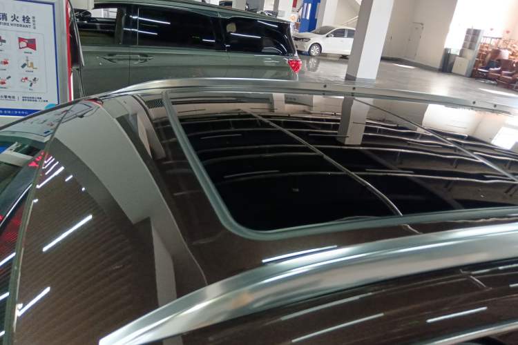 Used Buick Envision 2021 532T Two-Wheel-Drive Elite Version Roof