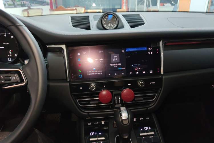 Used Porsche Macan 2024 Macan 2.0T Audio And AC Panel