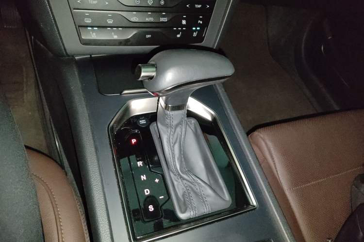 Used Hongqi H7 2019 3.0L Prestige Edition
