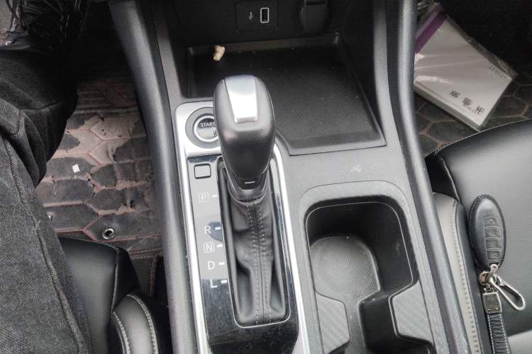 Used Nissan Sylphy 2022 1.6L XL CVT Enjoyment Edition Gear Lever