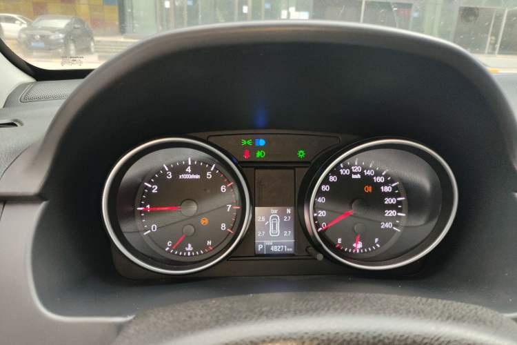 Used Haval M6 2019 1.5T DCT Two-Wheel Drive Elite Version China VI Standard Instrument Cluster