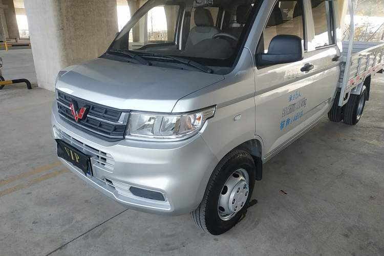Used Wuling Rongguang New Truck 2021 1.8L Base Model Double-Cab with Dual Rear Wheels LJ479Q6
