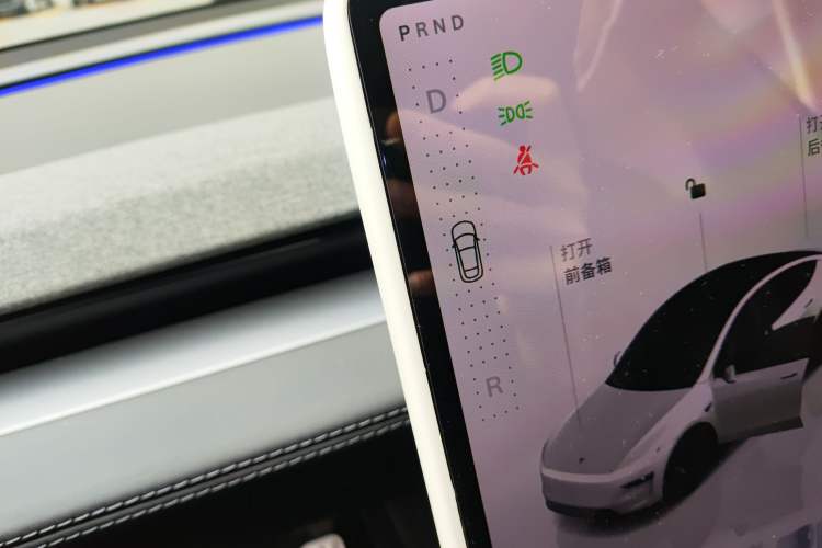 Used Tesla Model Y 2025 Rear-Wheel-Drive Version
