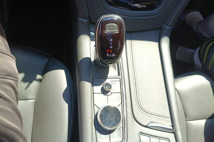 Used Cadillac XT6 2021 2.0T 6-Seater Two-Wheel Drive Luxury Version
