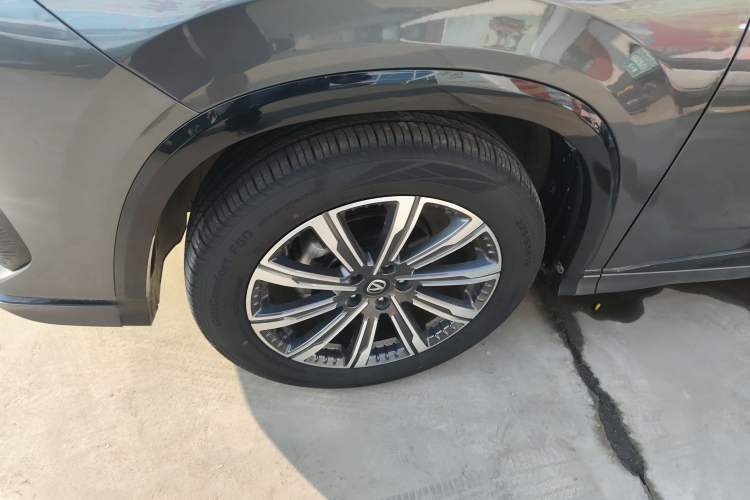 Used Changan CS75 PLUS 2024 3rd Generation Champion Edition 1.5T Intelligent Drive Dynamic Model
