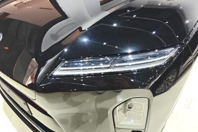 Used Nio ES8 2026 Model 6-seat Executive Luxury Edition Left Front Headlight