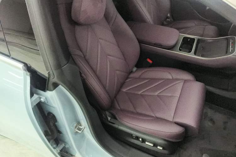 Used Nio ET5 2025 75 kWh