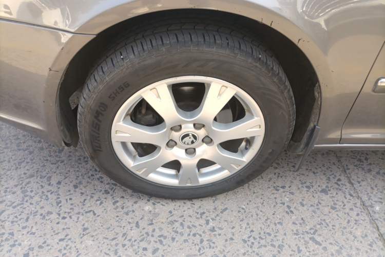 Used Skoda Octavia 2015 Classic Model 1.6L Manual Eado Version