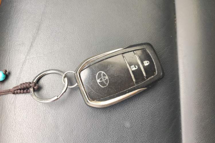 Used Toyota RAV4 2013 2.0L CVT Four-Wheel Drive New Edition
