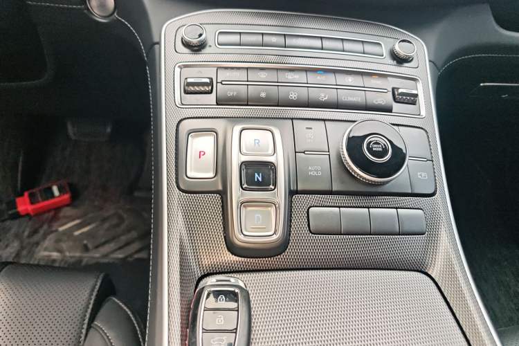 Used Hyundai Santa Fe 2023 Traveler 380T GDi Automatic Two-Wheel Drive GLX Elite Edition
