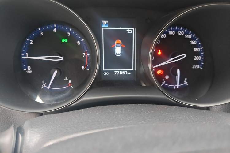 Used Toyota IZOA 2018 2.0L Yichi Version China VI Standard