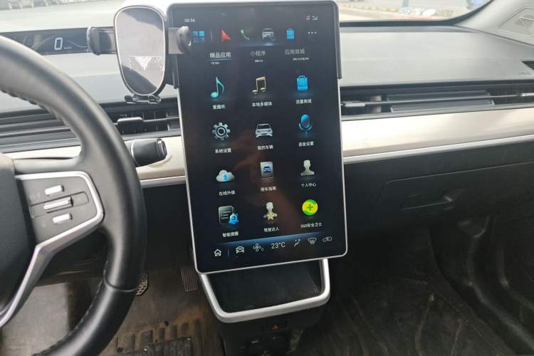 Used NETA V 2021 Long-Range Entertainment Edition Upgrade Model
