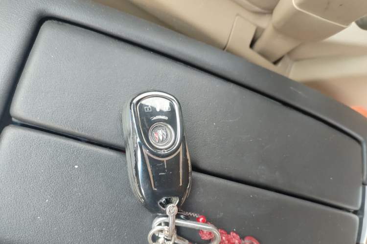 Used Buick GL8 2017 ES 28T Flagship Model China V Standard