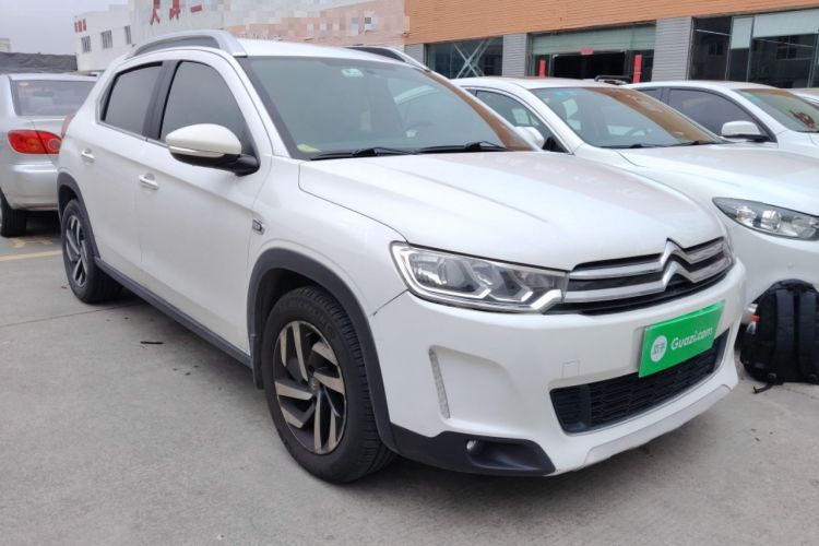 Used Citroen C3-XR 2015 1.6L Automatic Smart Version Front Right 45 Deg