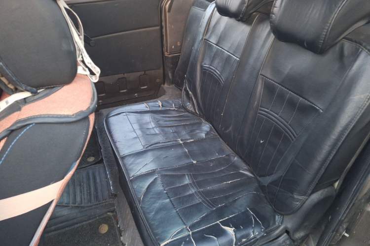 Used CHANGAN KAICHENG Ounuo S 2014 1.5L Base Version