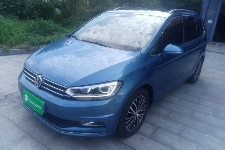 Used Volkswagen Touran 2016 Volkswagen Touran L 330TSI DSG Luxury Edition