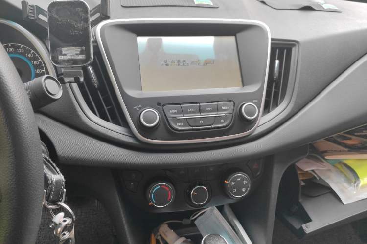 Used Chevrolet Cavalier 2019 320 Automatic Xinyue Edition Audio And AC Panel