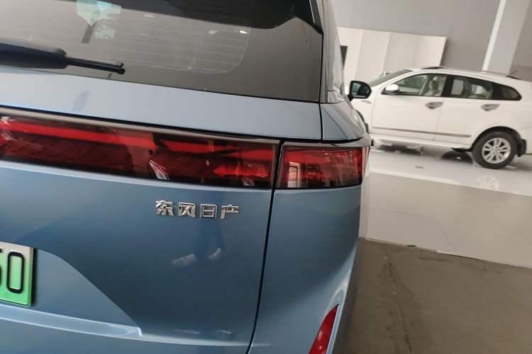 Used Venucia VX6 2023 520 Max Exterior 3