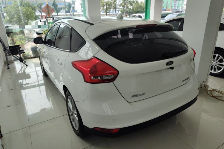 Used Ford Focus 2018 Hatchback Classic 1.6L Automatic Trendy SmartDrive Edition