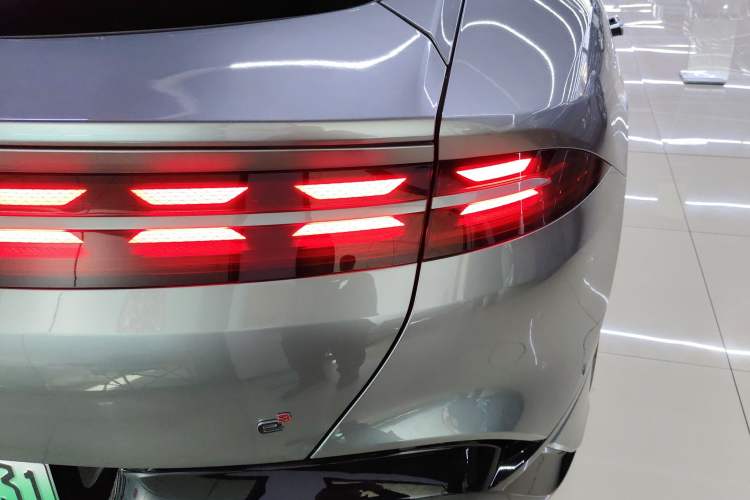 Used Denza Z9GT 2024 1100 Four-Wheel Drive Ultra Version
