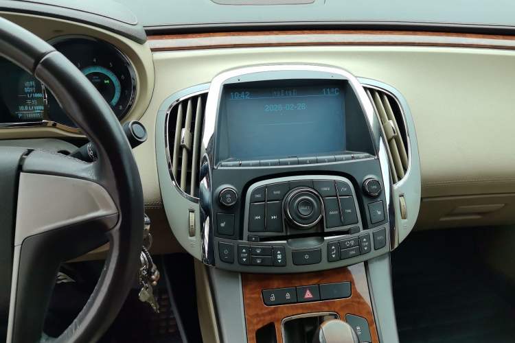 Used Buick LaCrosse 2012 2.4L SIDI Elegant Edition
