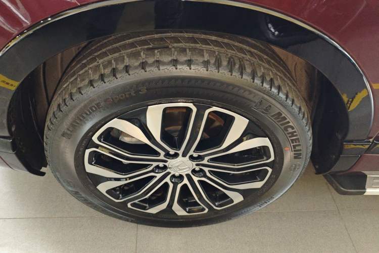 Used Honda Breeze 2020 240TURBO CVT Four-Wheel Drive Premium Edition Exterior 4