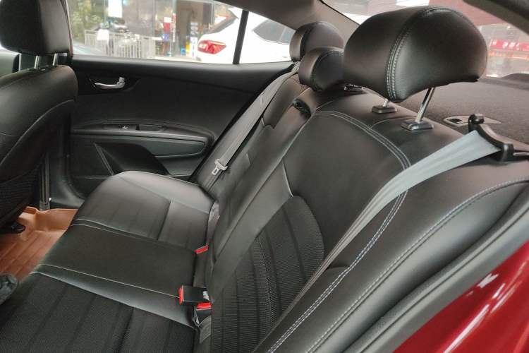 Used Kia K4 2014 1.8L Automatic GLS