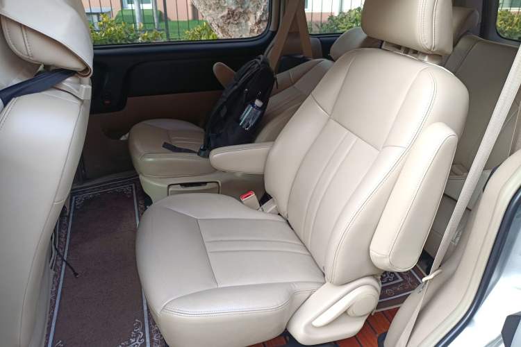 Used Buick GL8 2014 2.4L Executive Edition