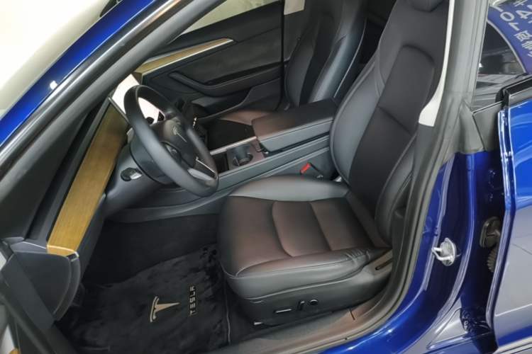 Used Tesla Model 3 2022 Rear-Wheel-Drive Version Left Front Seat