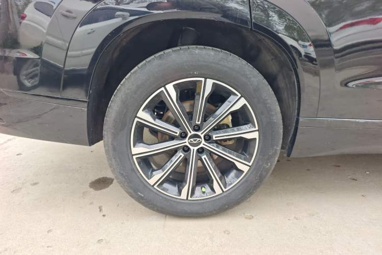 Used Chery Tiggo 9 2023 2.0T Dual-Clutch Two-Wheel Drive Leading Edition 5 Seats
