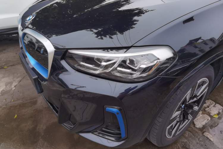 Used BMW iX3 2022 Leading Model